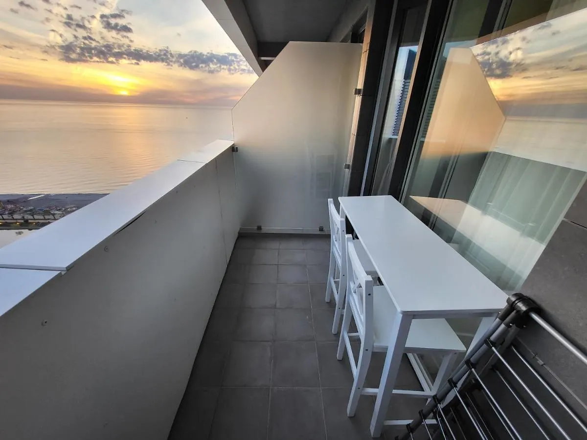 Hotel Holiday Apartments Batumi